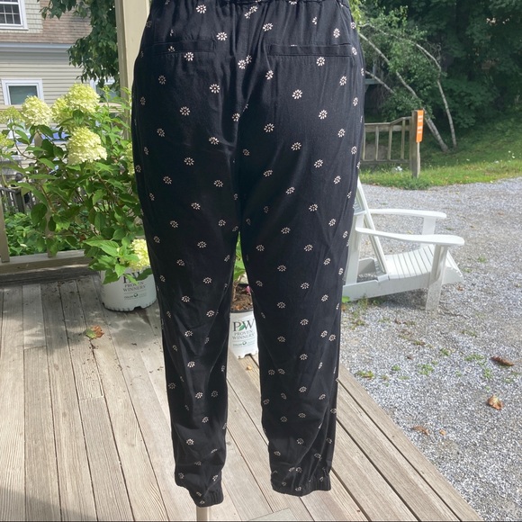 Floral Jogger Cotton Pants - Picture 2 of 3